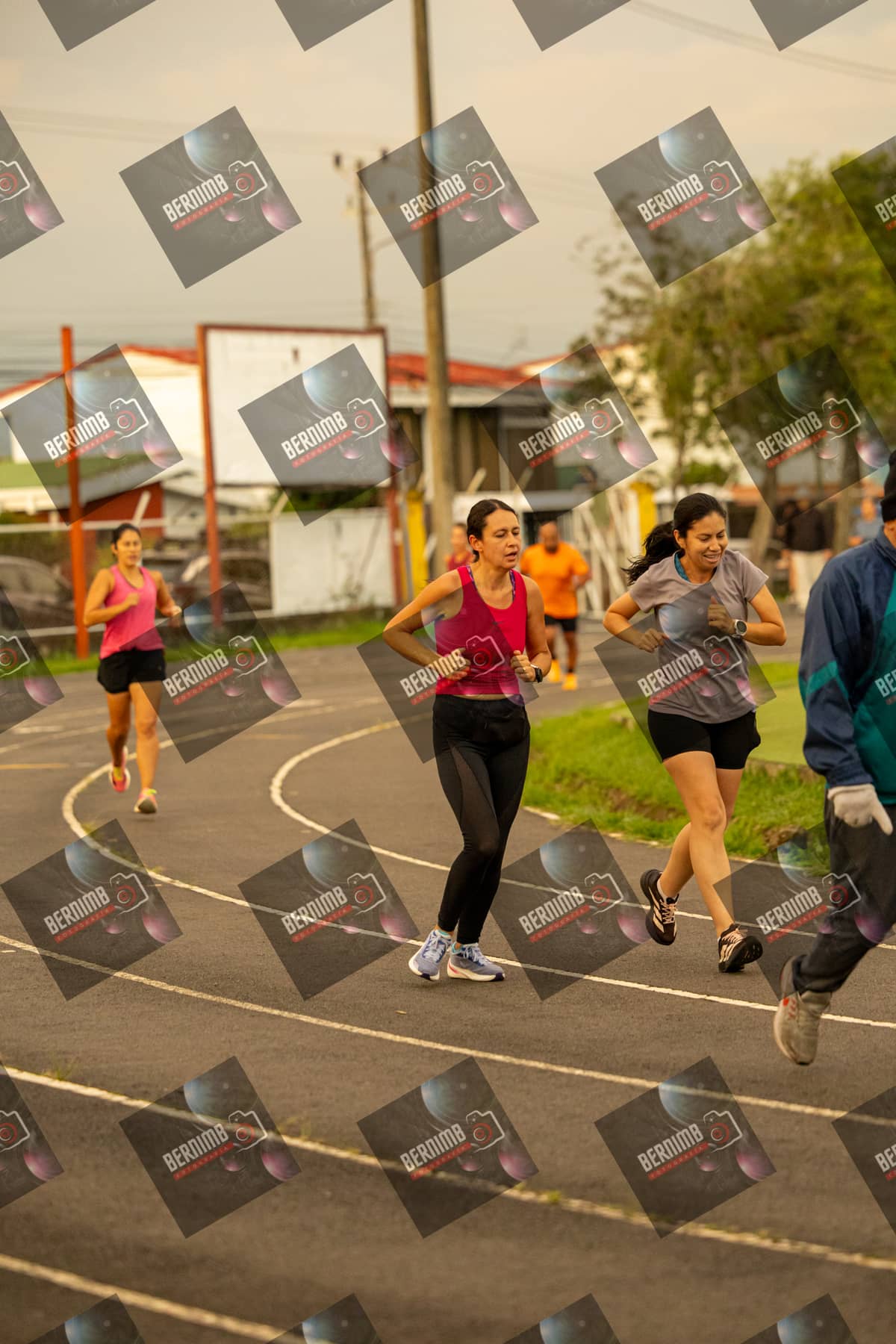 Foto de Polideportivo Santo Domingo Martes