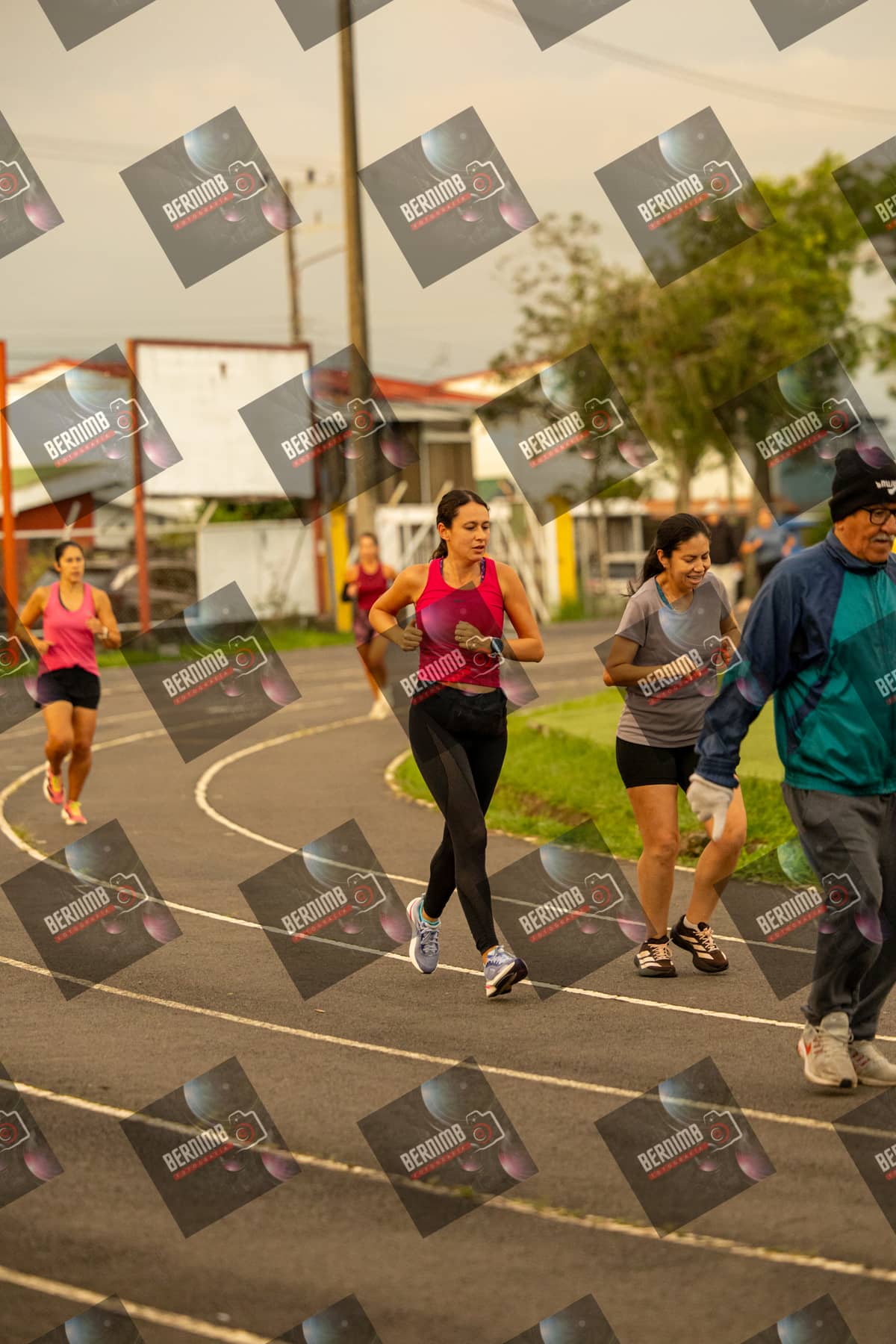 Foto de Polideportivo Santo Domingo Martes