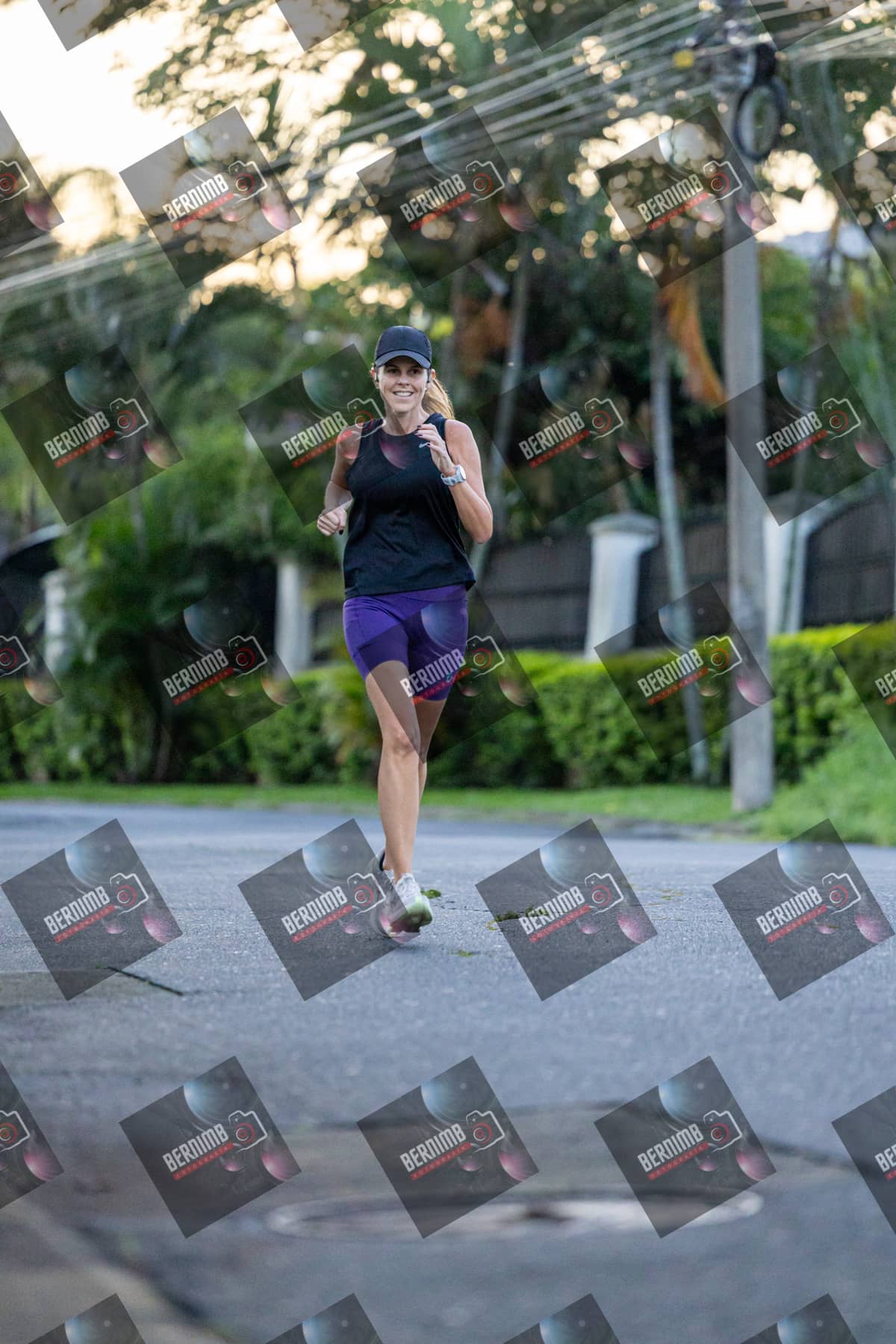 Foto de Lindora Jueves