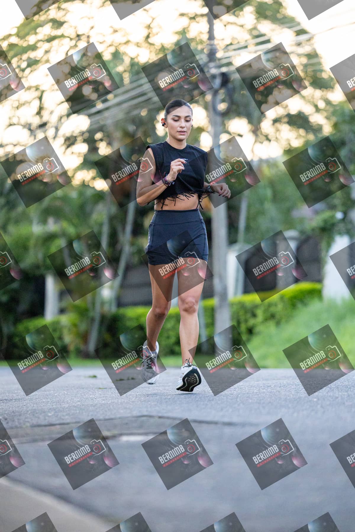 Foto de Lindora Jueves